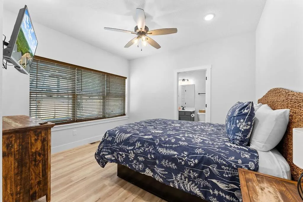 The Fish-amazing Views-sleeps 24-indoor-outdoor Pools *