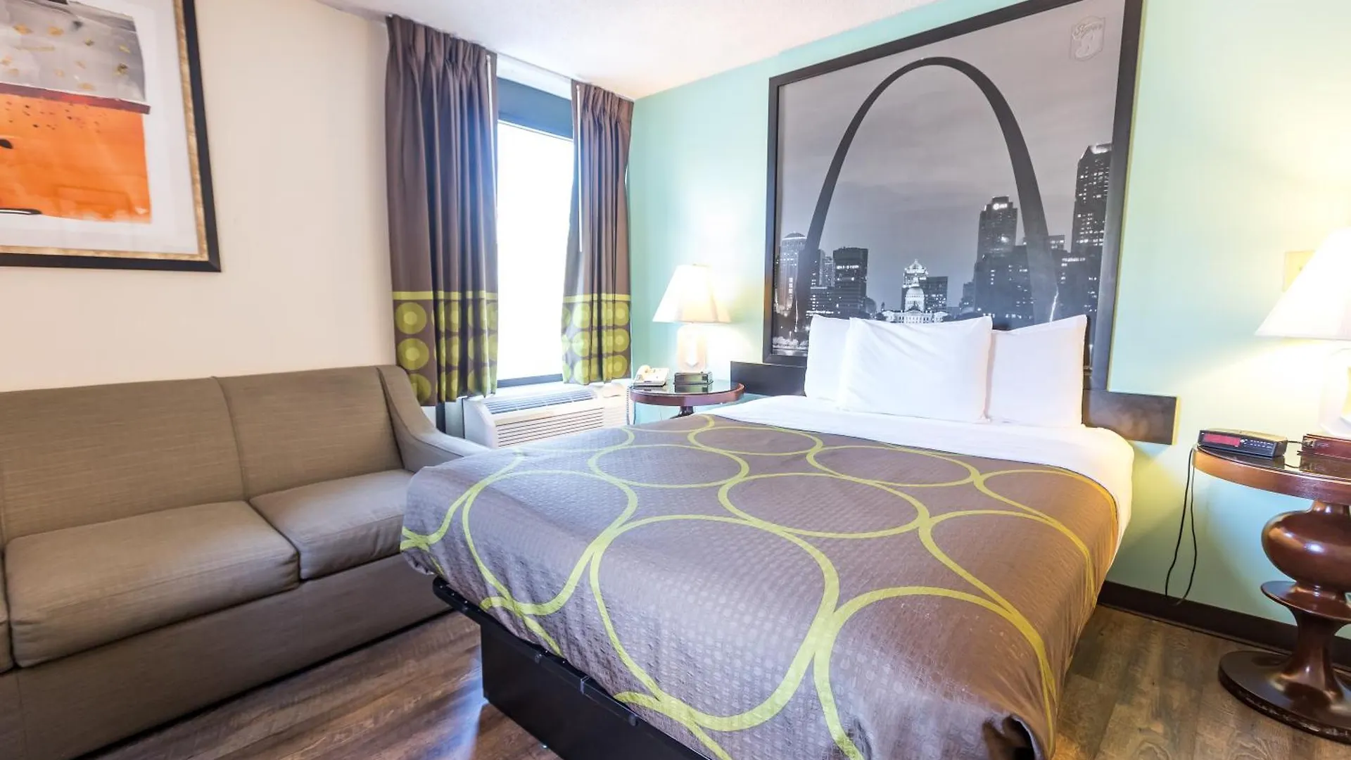 Hotel Super 8 By Wyndham By Andy Williams Theatre Branson