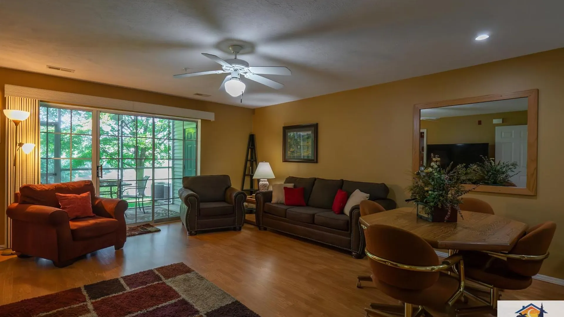 2br - King Beds - Near The 76 Strip - Free Tickets Included - Ch1-1 * Branson