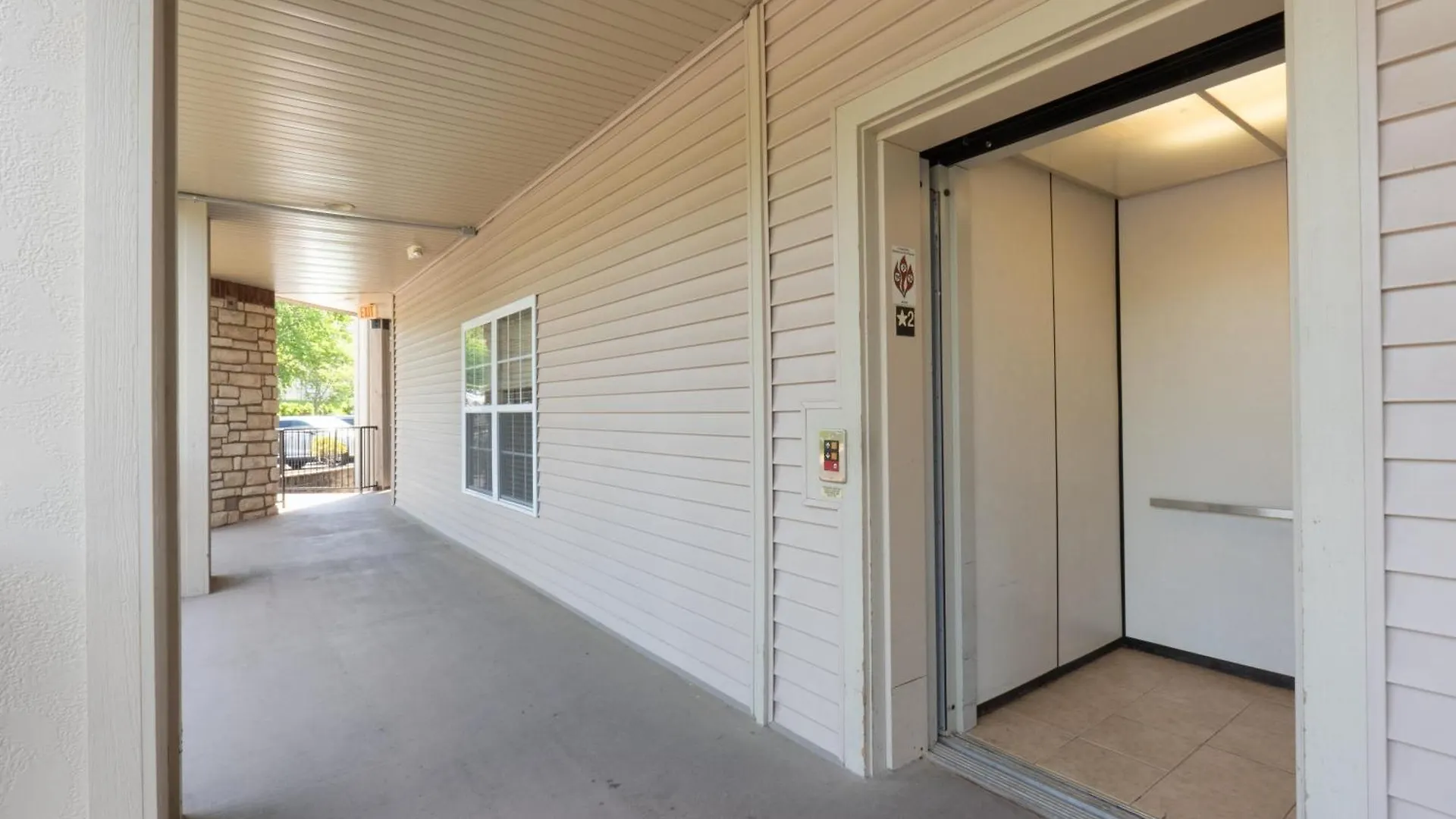 Golf View - Elevator Accessible - Center Of - Free Tickets Included - Rl8-11a * Branson
