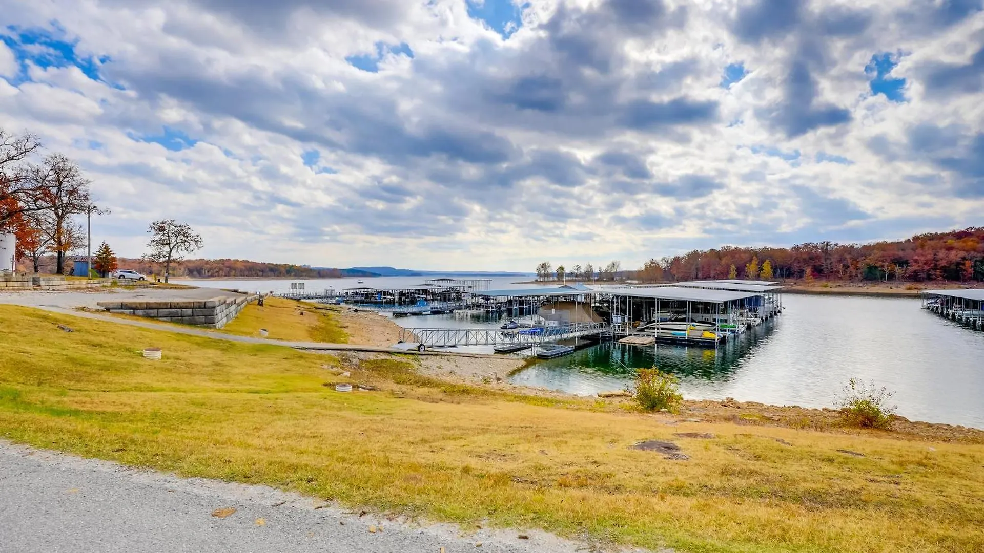 アパート Lakefront Condo, Near Silver Dollar City! *