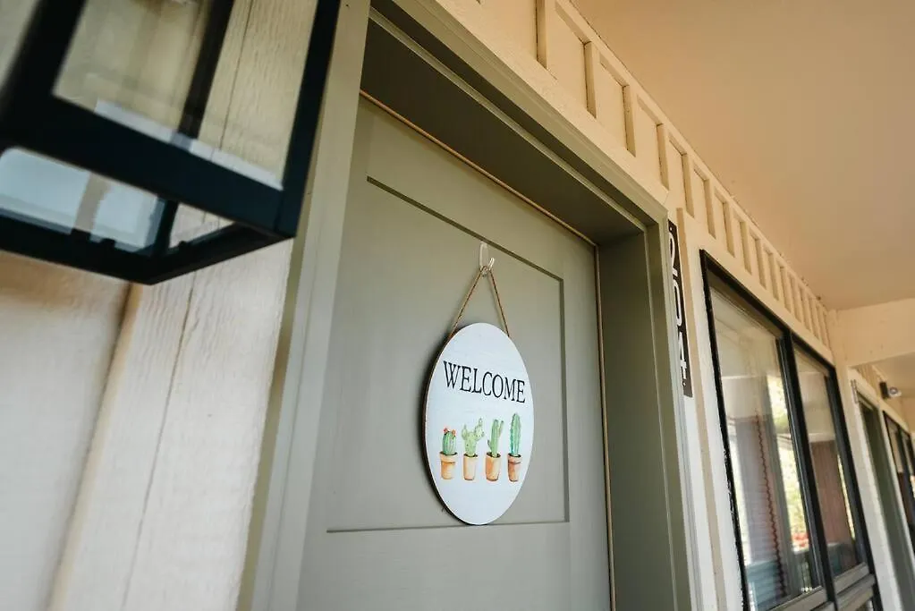 شقة Pet Friendly Boho With Pool--fitness Center--next To The Landing--close To Convention Center And Kanakuk