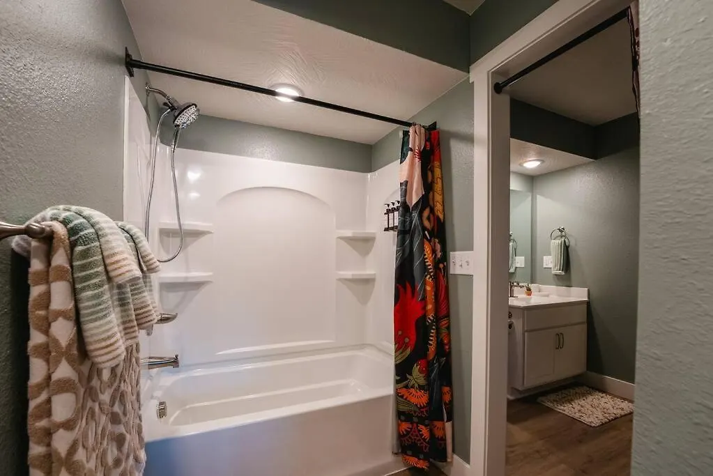 Pet Friendly Boho With Pool--fitness Center--next To The Landing--close To Convention Center And Kanakuk * برانسون