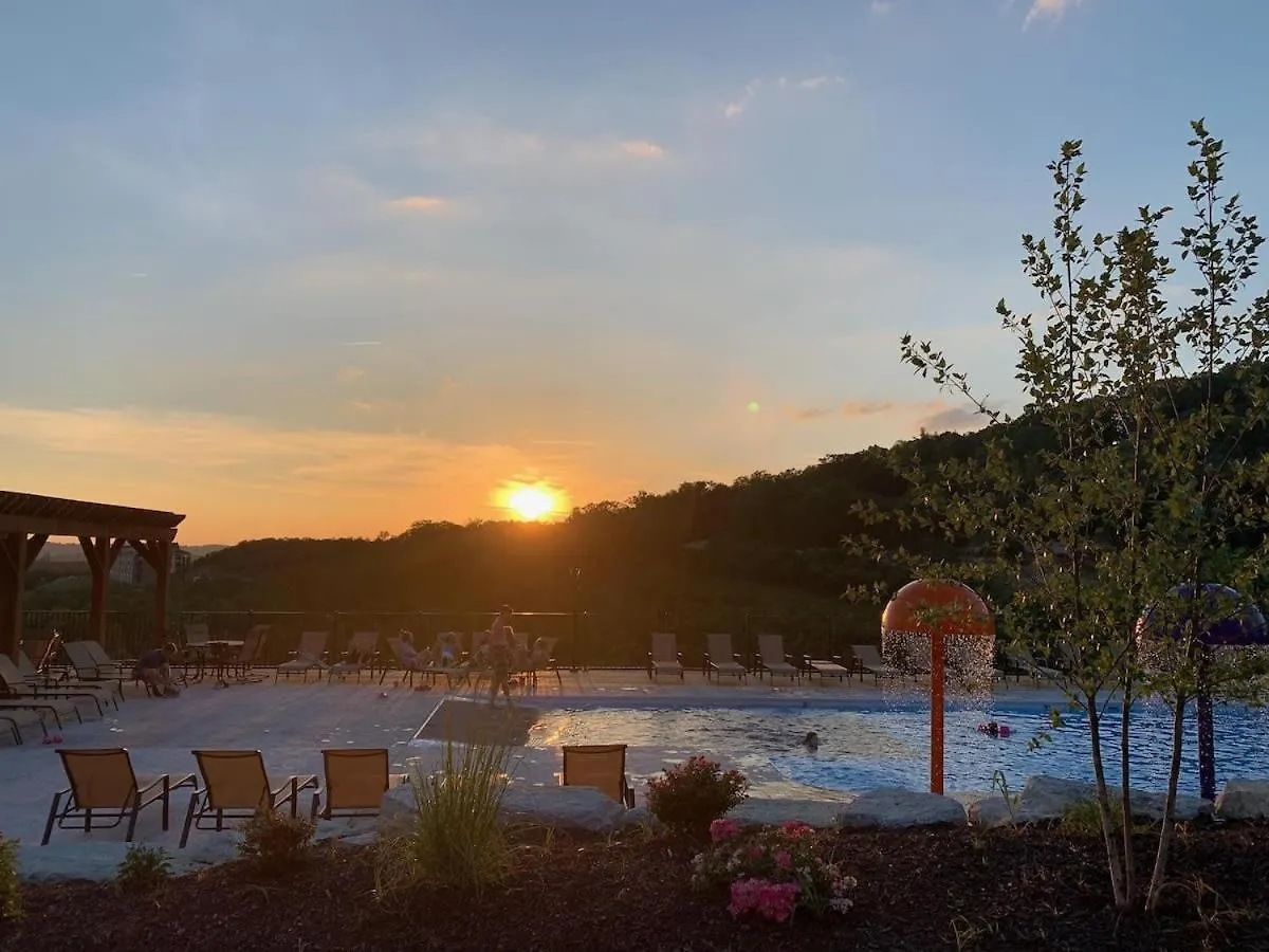 Journey's Remedy -lake View Sleeps 30 Nyaraló Branson