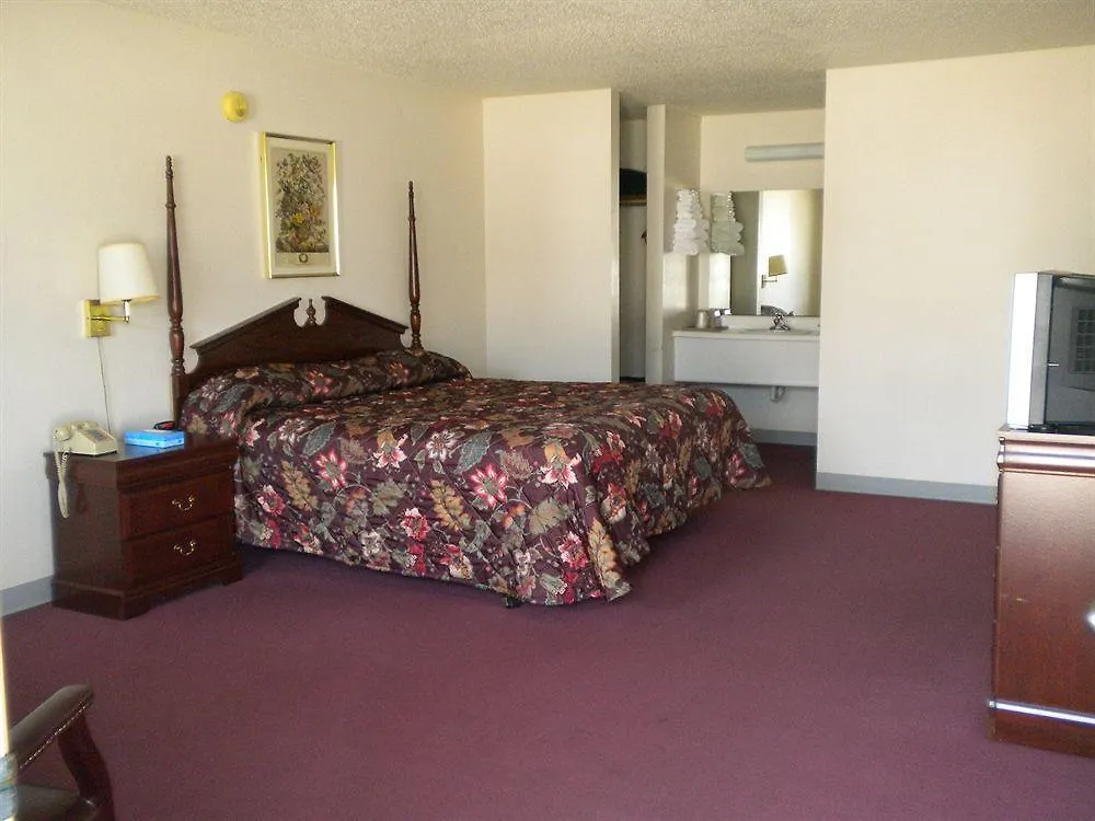 Howard Johnson By Wyndham Theatre District 2* Branson