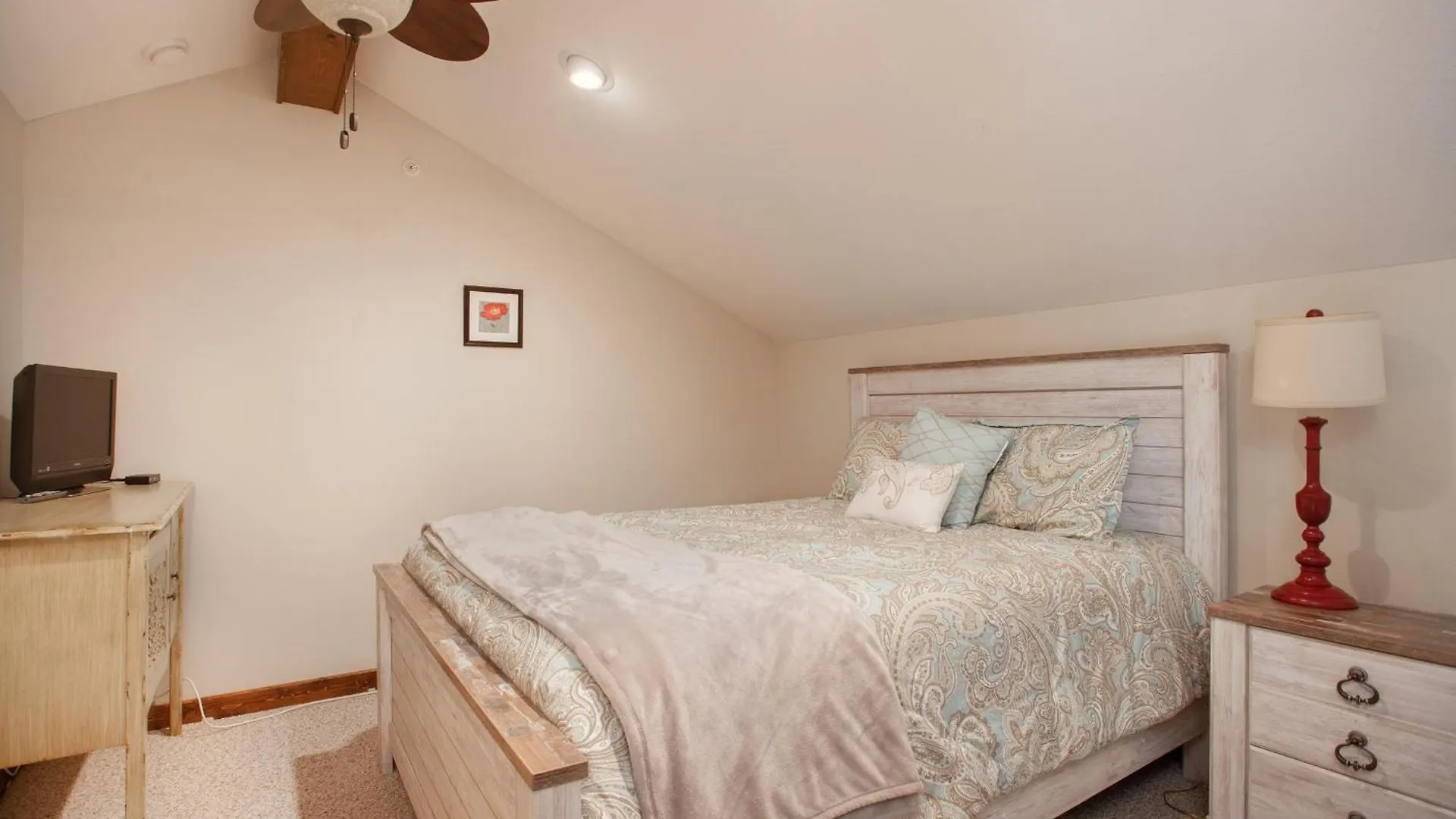 2br Village At Indian Point 1511 Near Sdc - Free Tickets Daily Up To $500 Semesterbostad