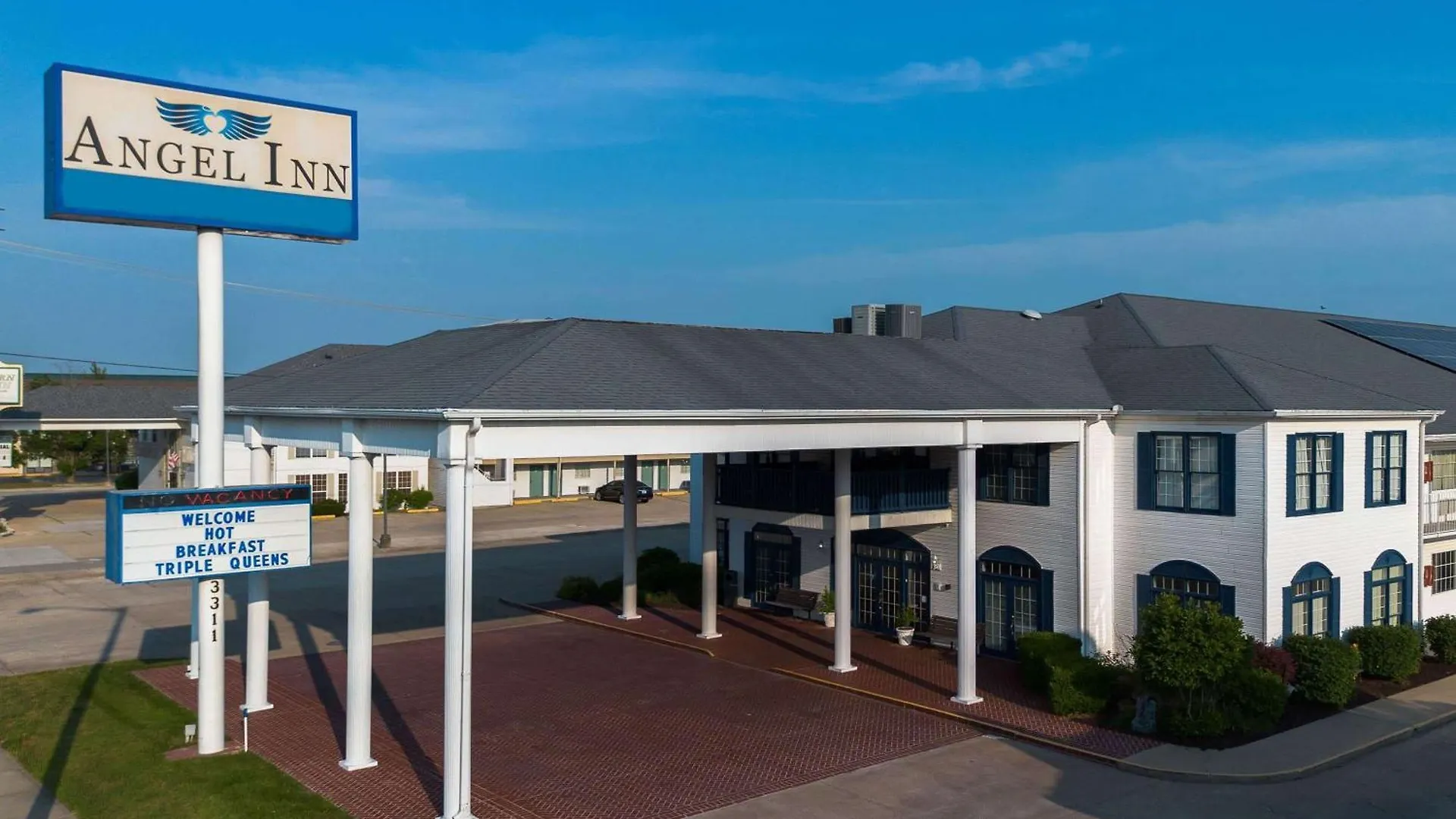 Hotel Angel Near Imax, A Travelodge By Wyndham