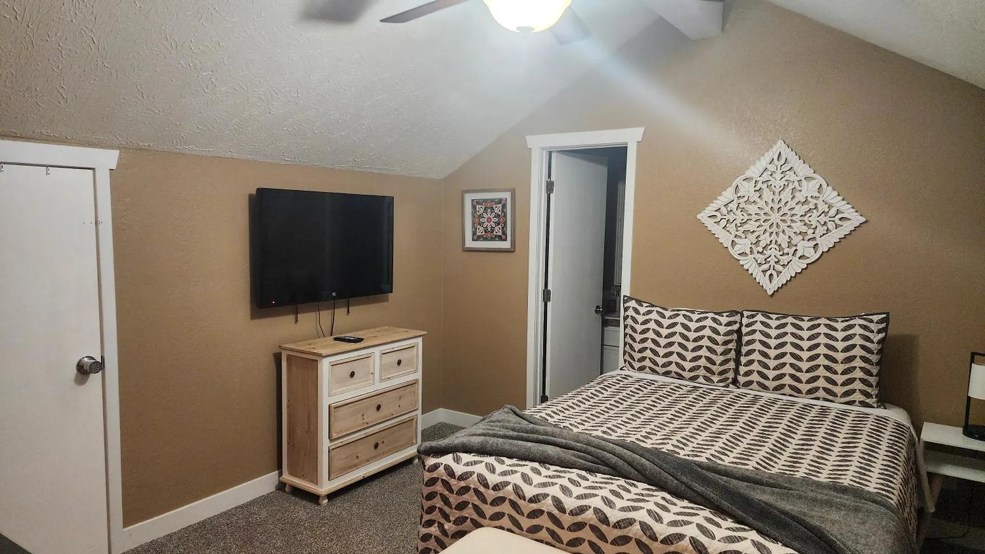 2br Cozy - Centrally Located - Free Activities Included - Stairs Required - Fc27-6
