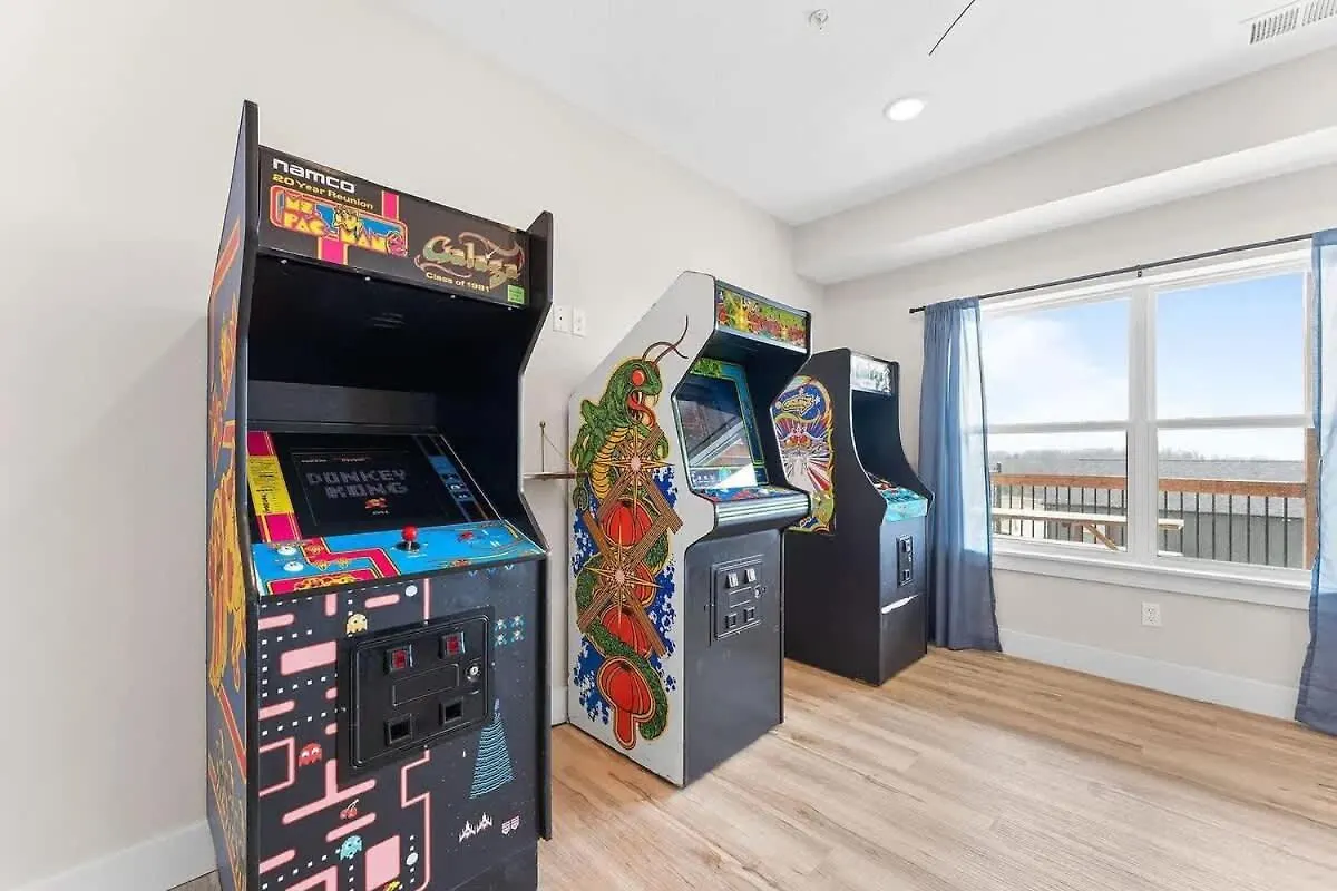 펜션 Modern Retreat Whot Tub Arcade & Stunning Views *