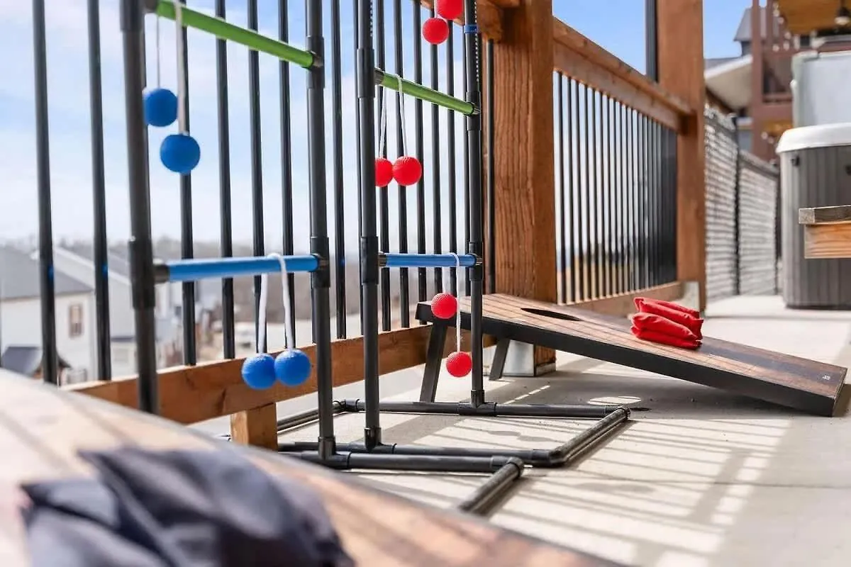 펜션 Modern Retreat Whot Tub Arcade & Stunning Views *