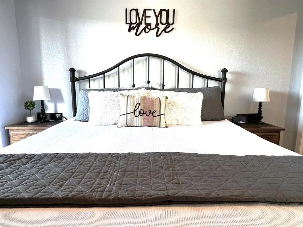 Apartment The Cove 9-3 By Sdc, Big Deck, Pool, Hot Tub, View, No Stairs *