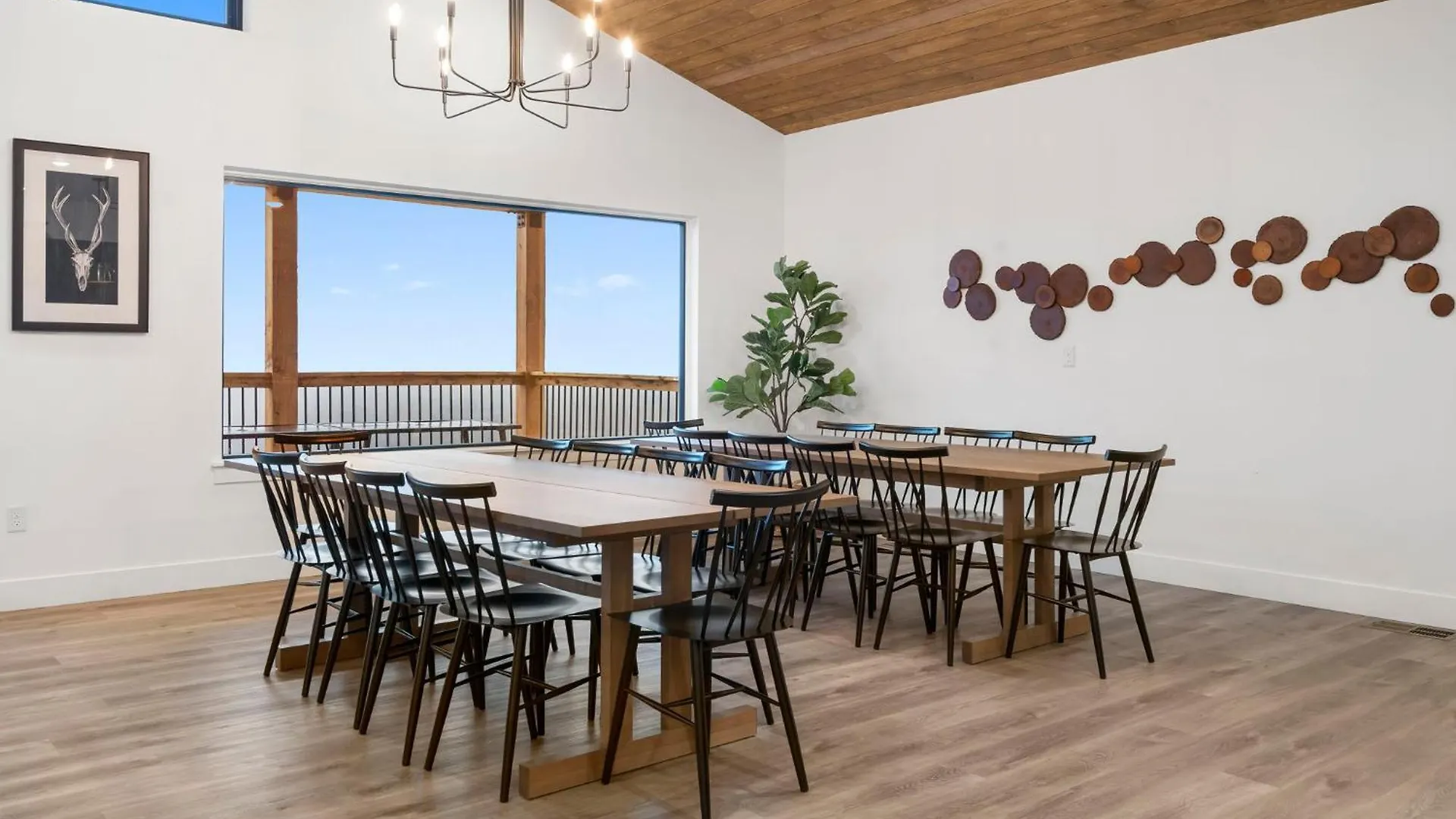 بيت للعطل Gorgeous Views, $400 Daily Local Activities, Community Amenities, Near Sdc! برانسون