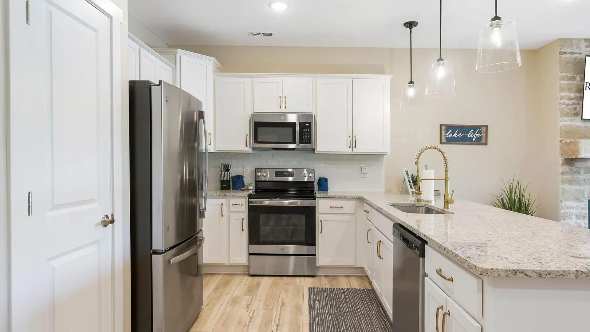 بيت للعطل Taneycomo Views-near Landing-cmty Outdoor Pool-free Tickets-elevator! برانسون