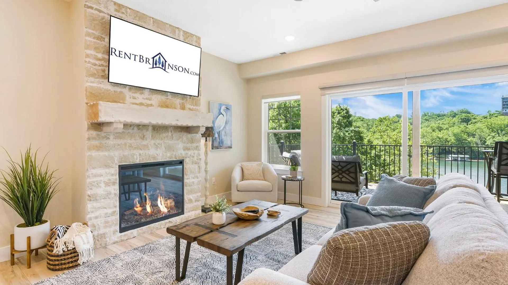 Taneycomo Views-near Landing-cmty Outdoor Pool-free Tickets-elevator! بيت للعطل