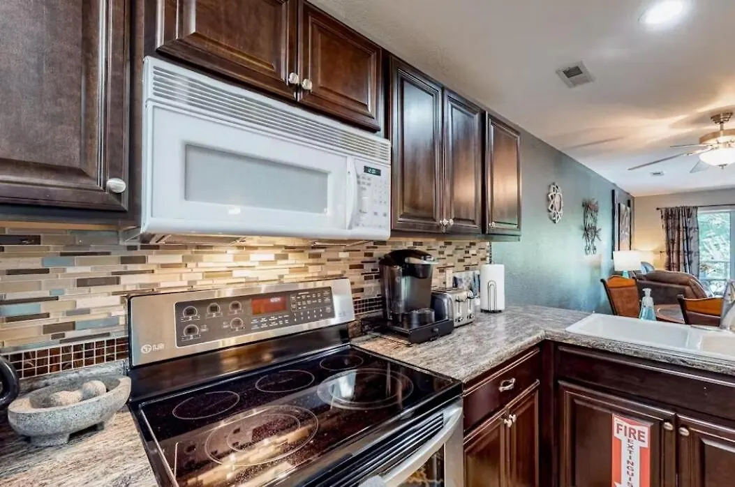 Fall Creek 34-7, Screened Porch, Pet Friendly, Great Location 公寓 *