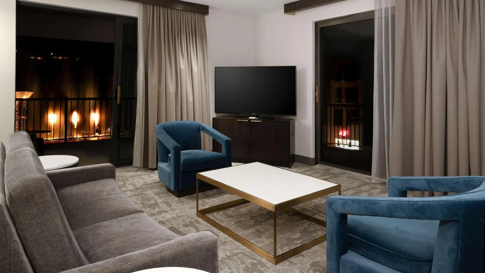 Ξενοδοχείο Hilton Promenade Landing 4*