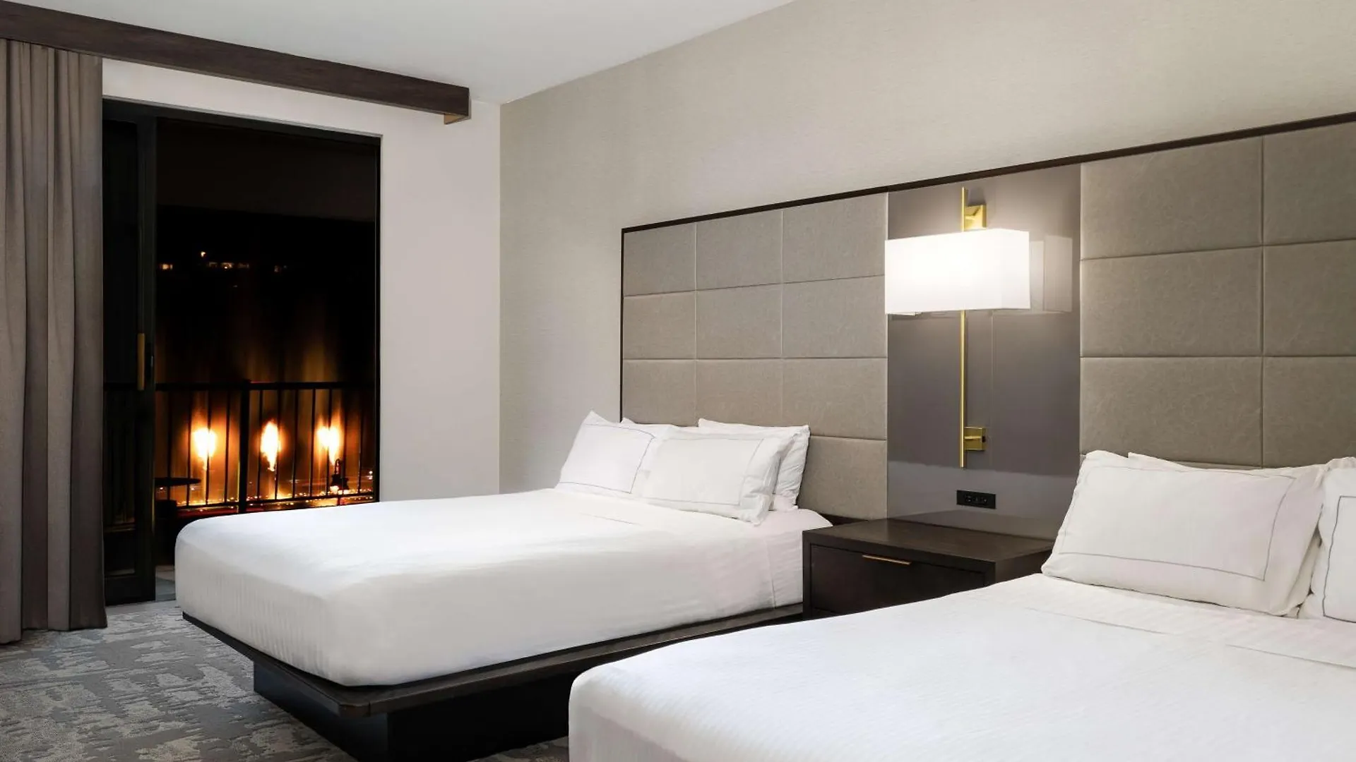 Hilton Promenade Landing 4* Μπράνσον