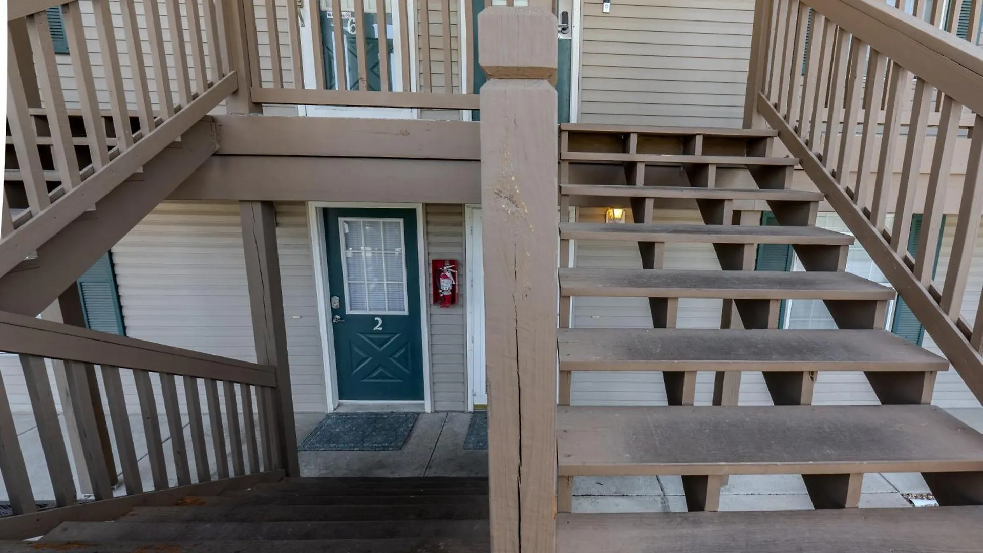 Casa vacanze 2br Cozy With View - Centrally Located - Stairs Required - Free Tickets Included - Fc 44-7