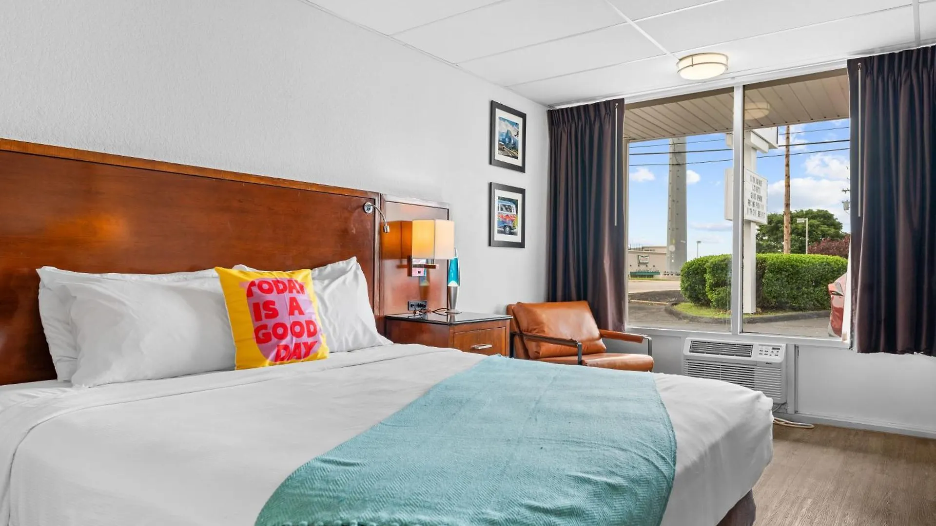 Hotel The Retro 3*