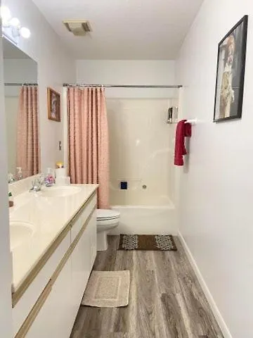 アパート Charming At Hills - Beautifully Updated And Affordable - Family Amenities ブランソン