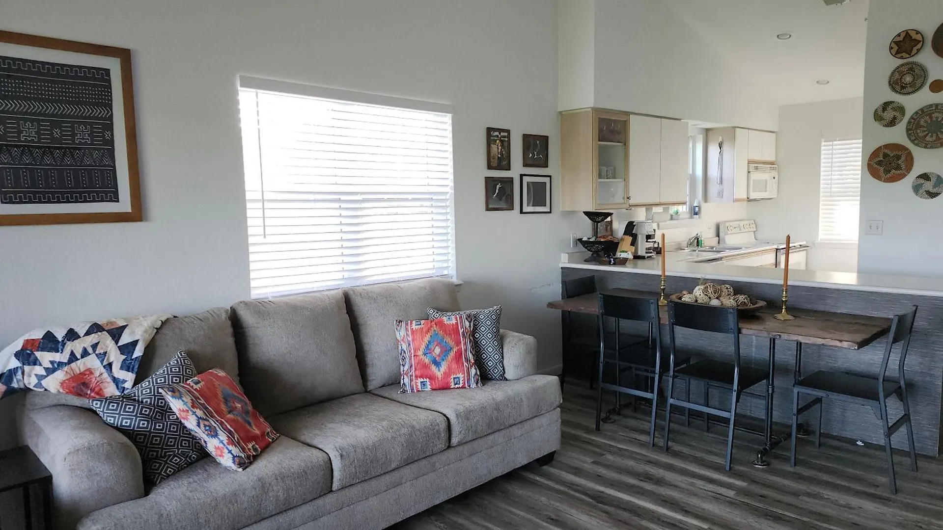 Charming At Hills - Beautifully Updated And Affordable - Family Amenities * ブランソン