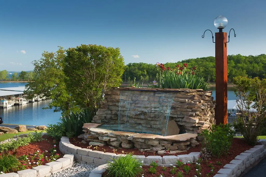 منتجع Branson Yacht Club