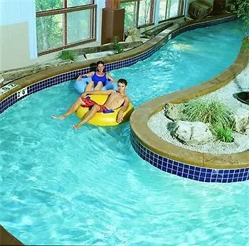 Grand Country Waterpark Hotel 3*