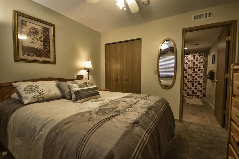 Branson Silver Dollar 3* Indian Point
