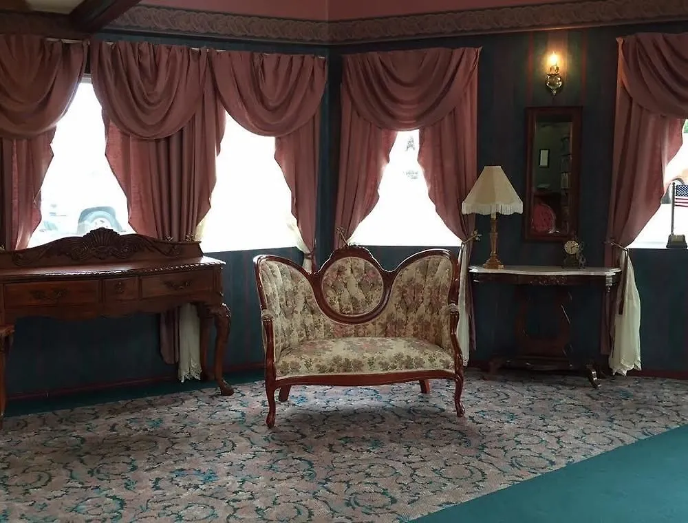 Oyo Victorian Palace Hotel 2*
