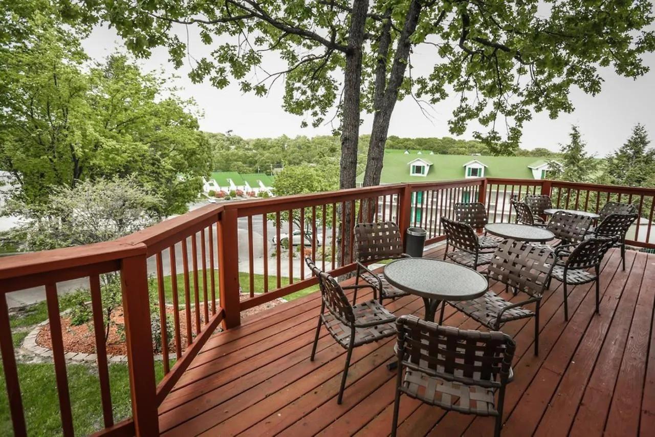 Presley's Penthouse * Branson