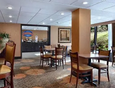 Baymont By Wyndham - On The Strip Hotell