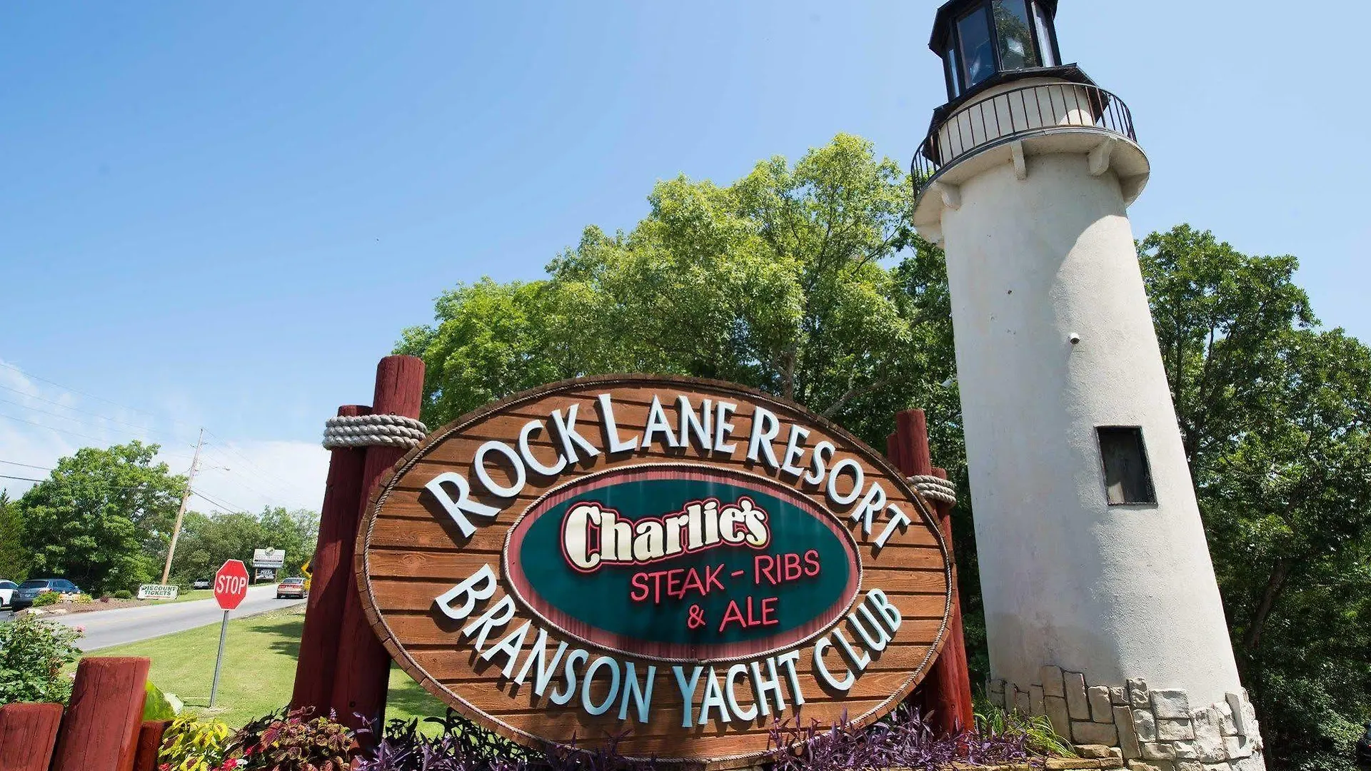 منتجع Branson Yacht Club 3*