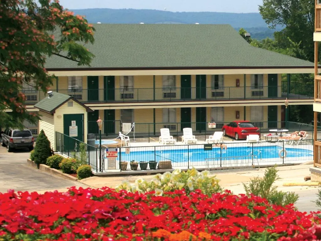 Four Seasons Motel 2*