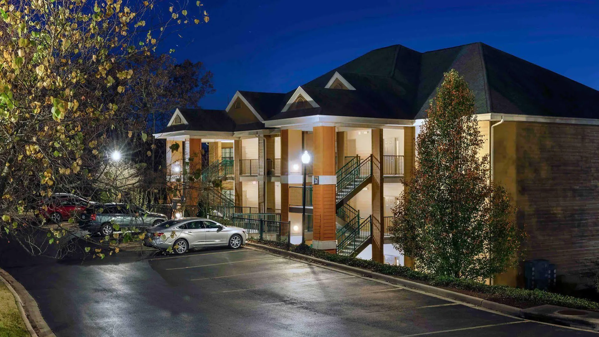 Bluegreen Vacations The Falls Village, An Ascend 3*