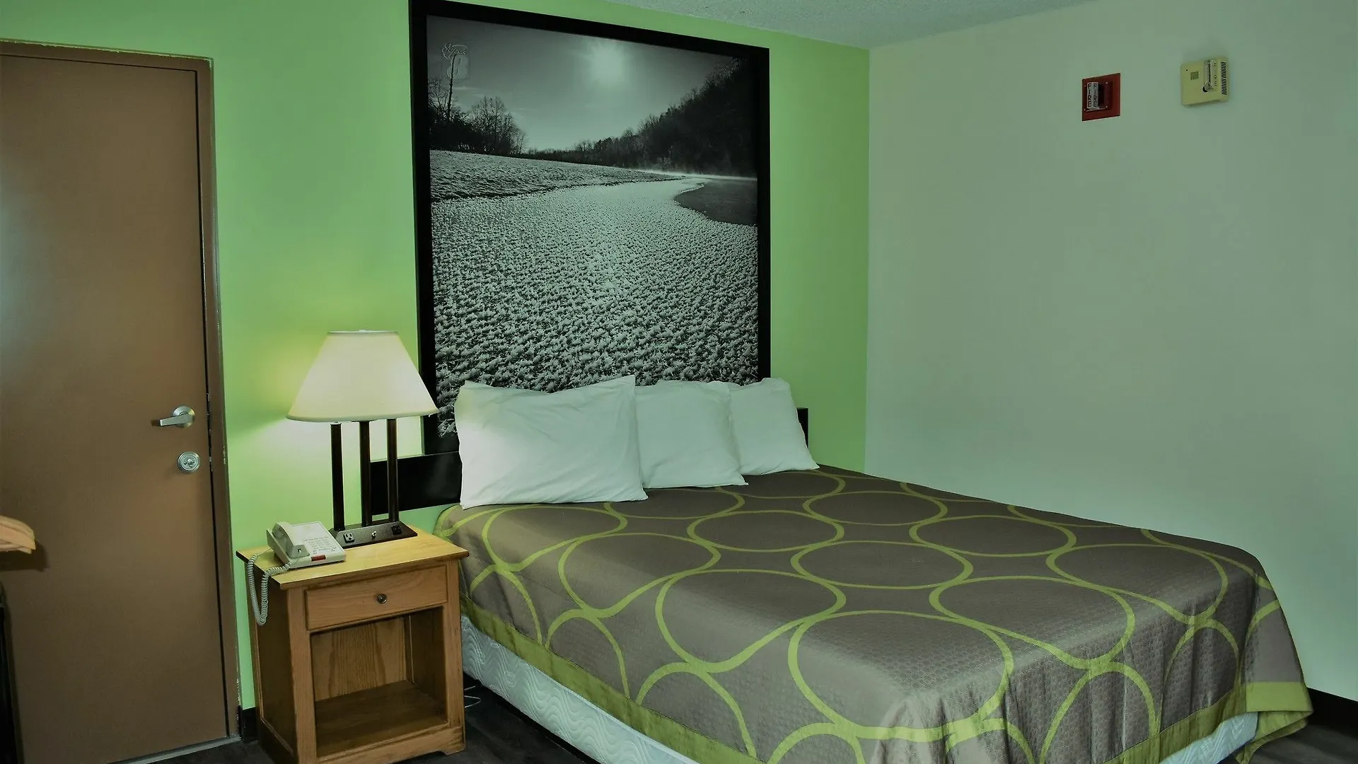Super 8 By Wyndham By Andy Williams Theatre 2* Branson