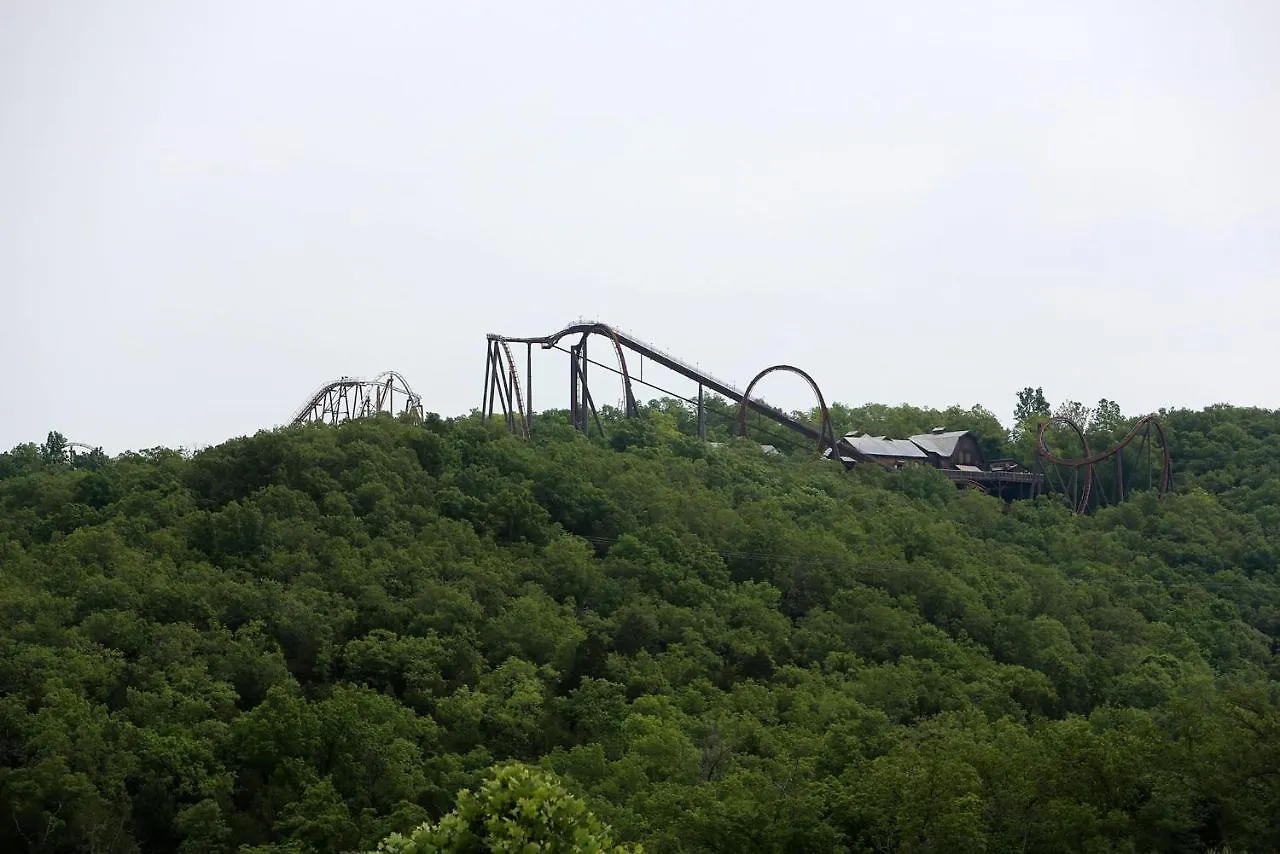Eagle's Nest 4*