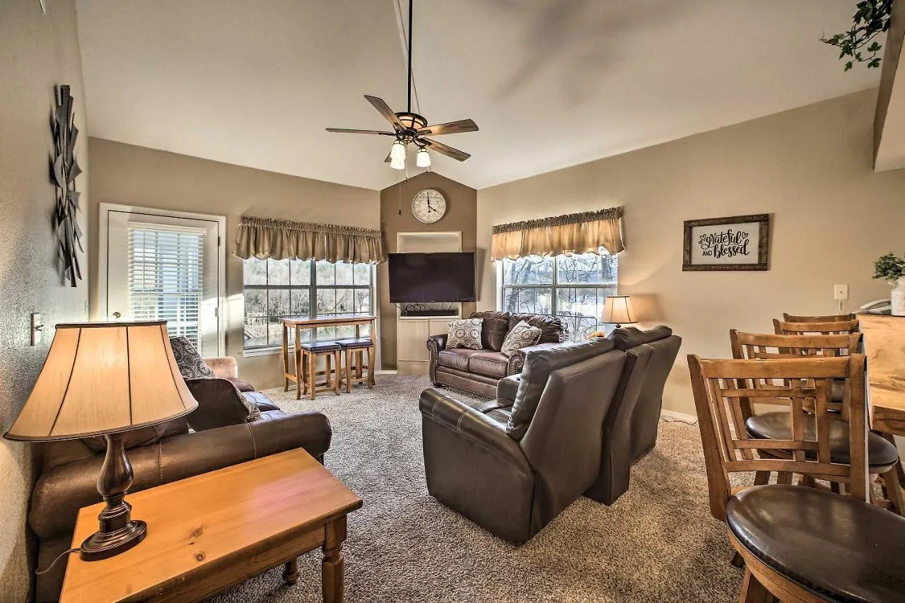Lakefront Getaway Near Marina And Fishing! * Branson