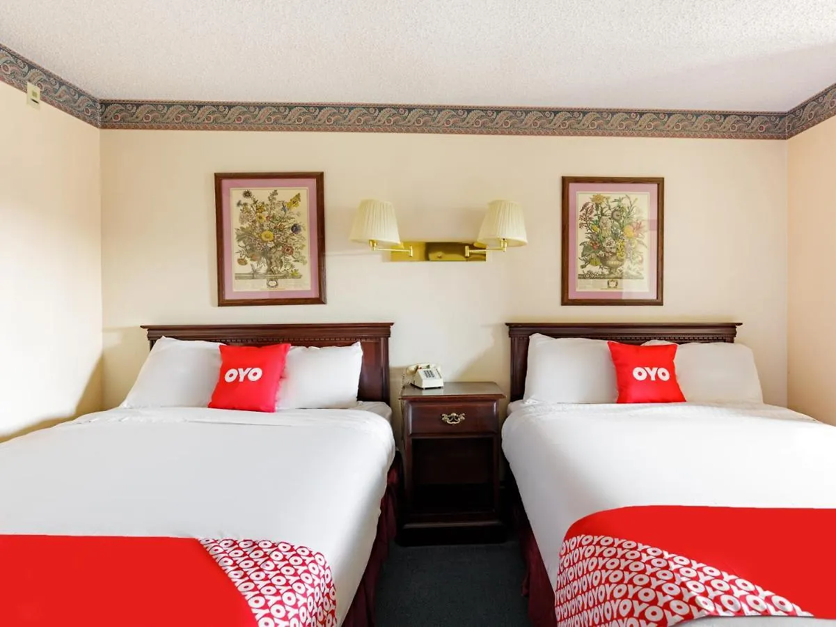 Oyo Victorian Palace Branson