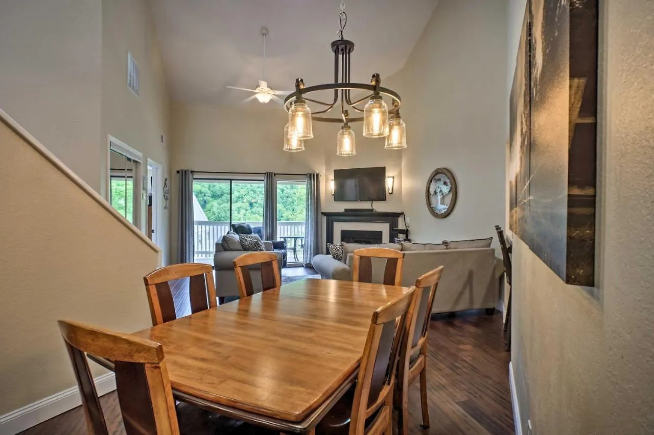 With Pool Access, Walk To Fishing Appartement *
