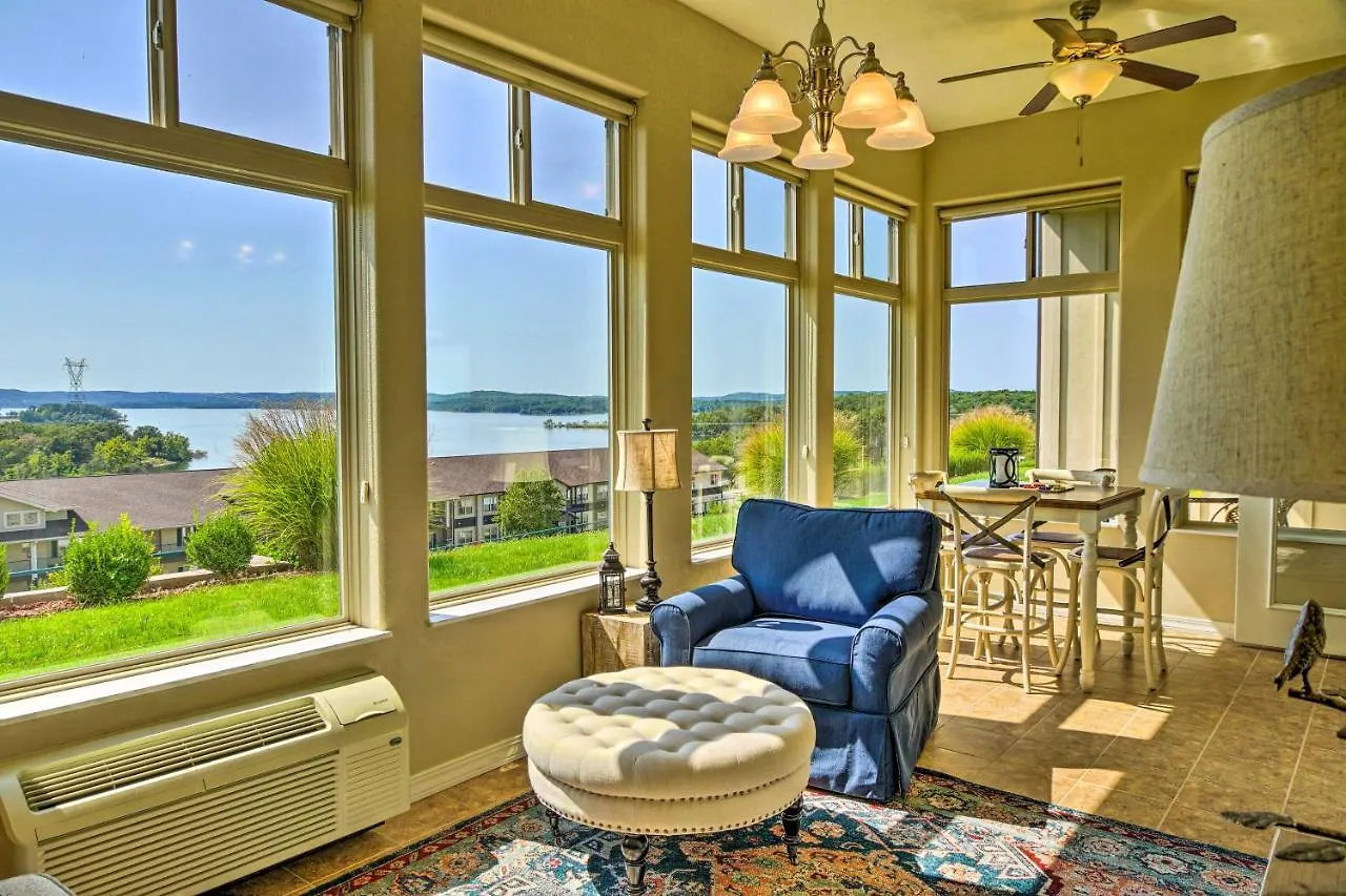 With Table Rock Lake Views, Near Strip