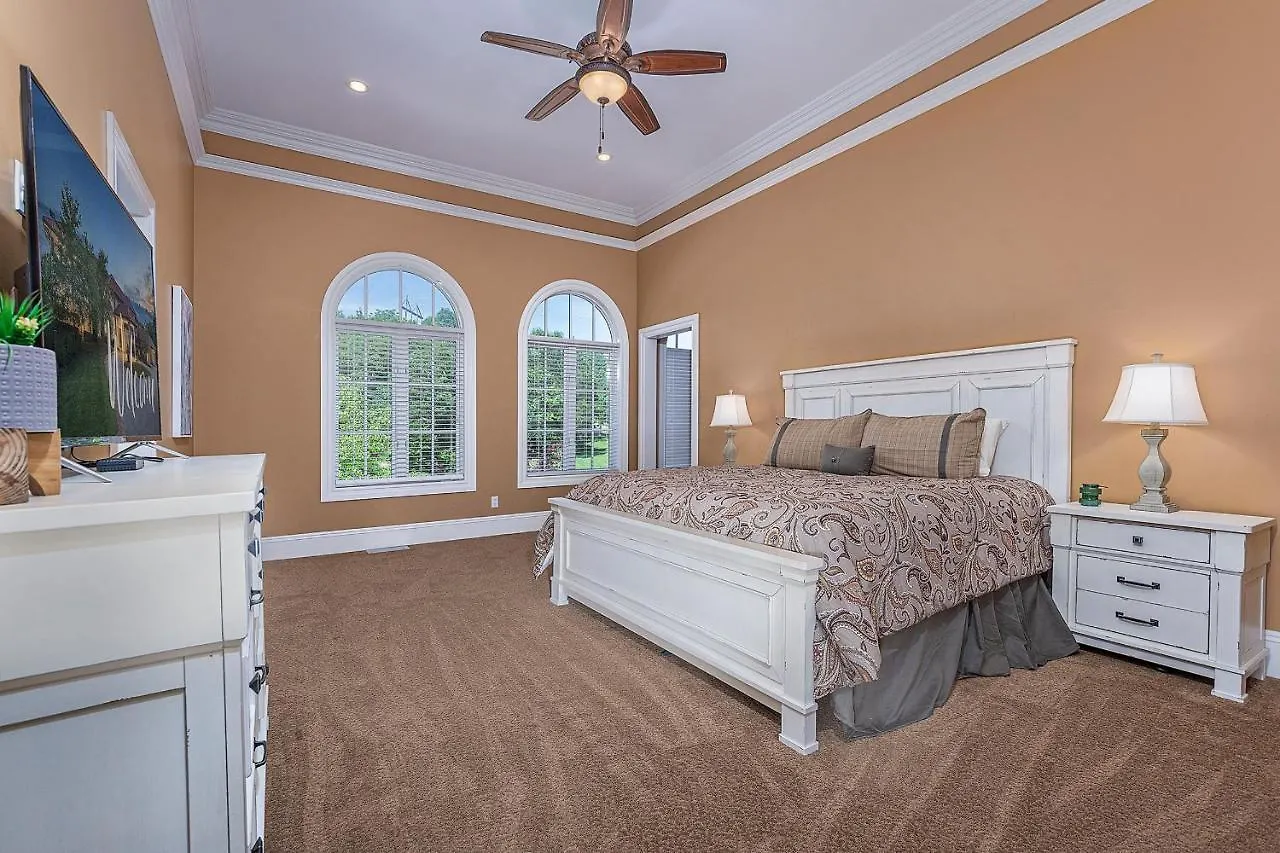 17500sqft Private Estate Indoorpool Hottub Big Lakeview Tennis Court Theater Sdc Hébergement de vacances