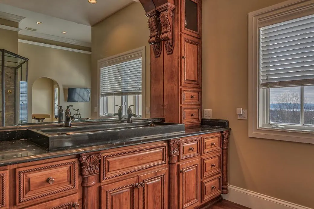 Hébergement de vacances 17500sqft Private Estate Indoorpool Hottub Big Lakeview Tennis Court Theater Sdc Branson