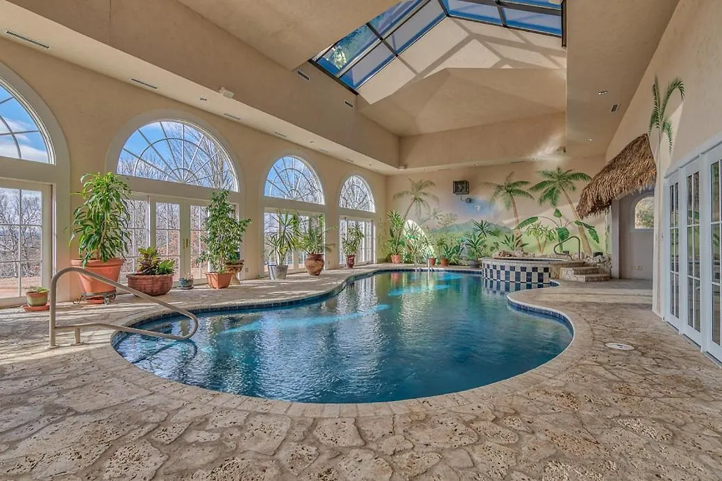 Hébergement de vacances 17500sqft Private Estate Indoorpool Hottub Big Lakeview Tennis Court Theater Sdc Branson