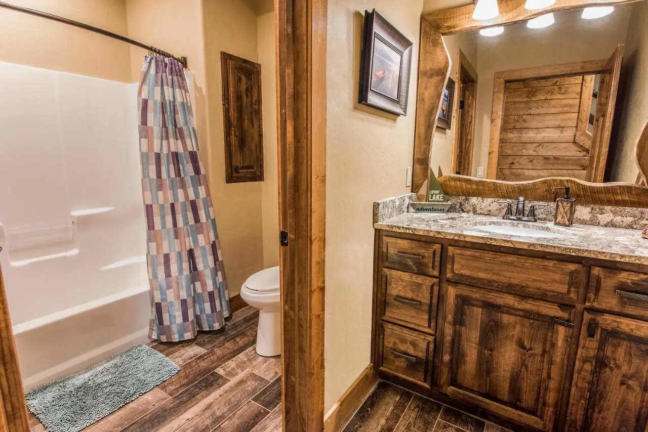 Watermill Cove Luxury 8bed 8ba Lakefront Huge Pool 2 Miles To Sdc Minigolf * בראנסון