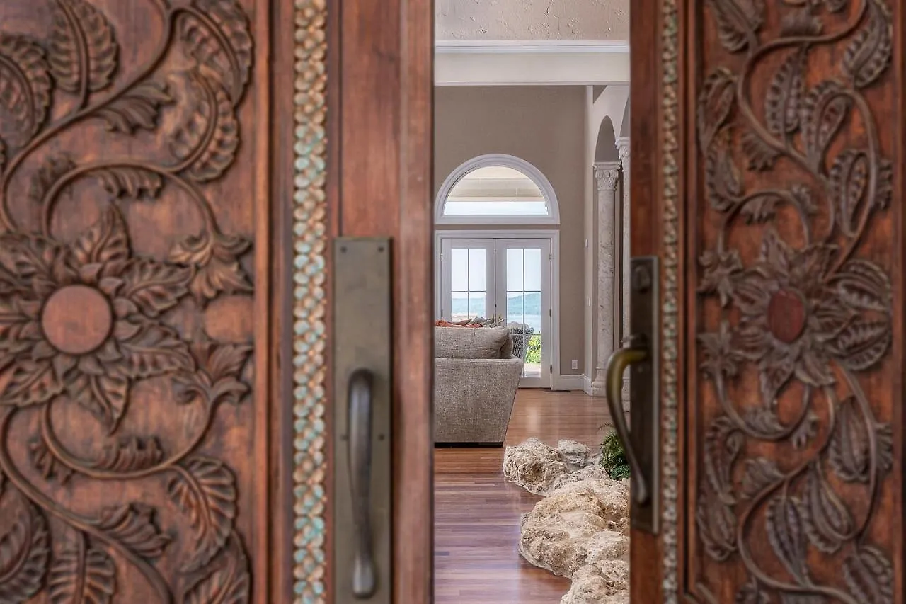 Hébergement de vacances 17500sqft Private Estate Indoorpool Hottub Big Lakeview Tennis Court Theater Sdc Branson