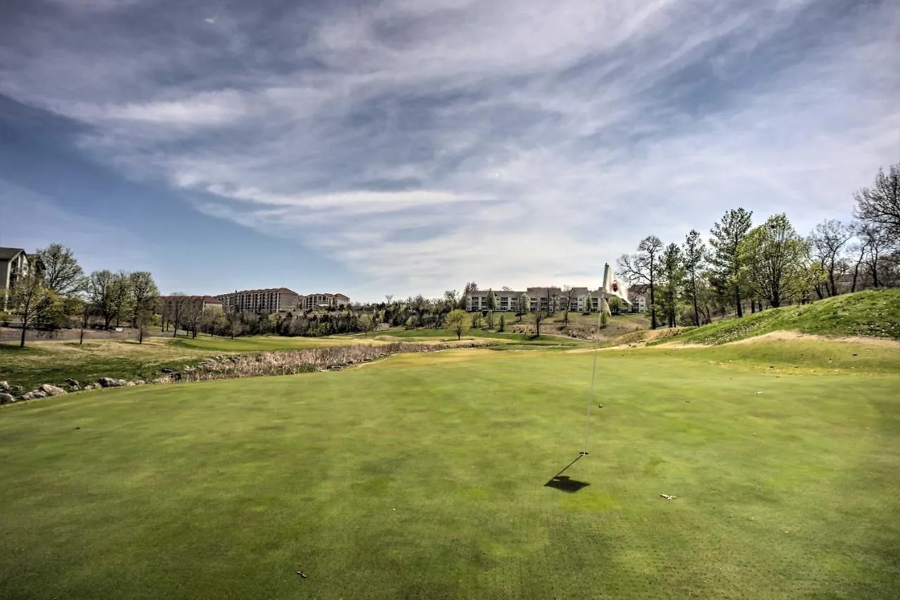 Apartmán Amidst Action With Pool Access And Golf! *