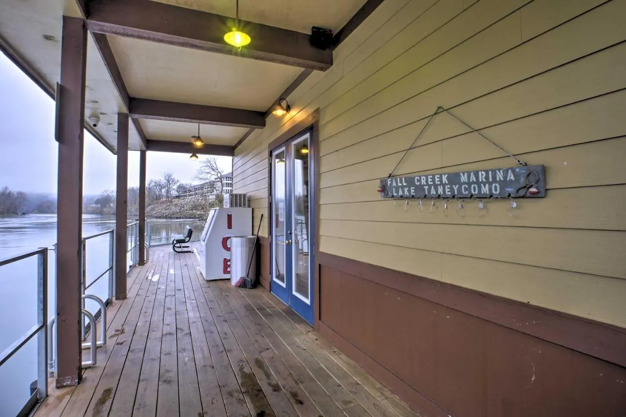Relaxing Retreat By Fall Creek Marina Branson