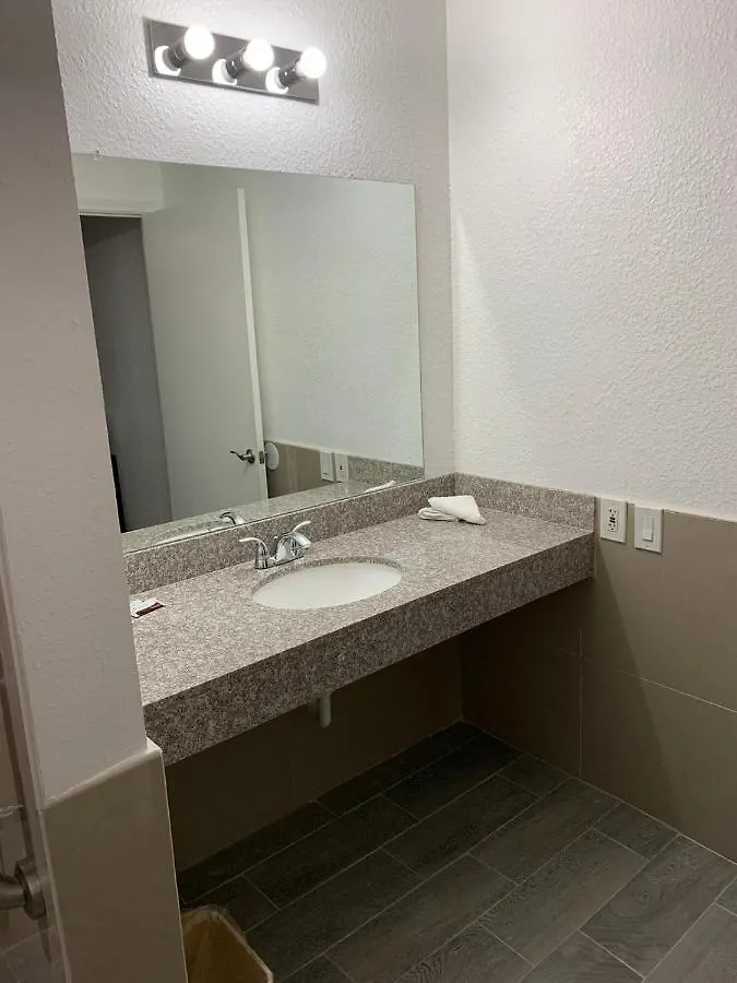 Hotel 6 Branson, Mo