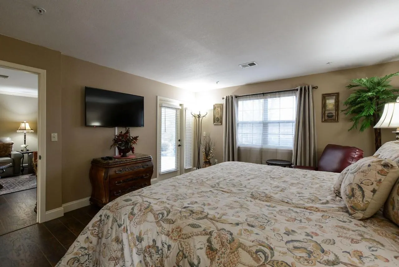 Aparthotel Luxury At Thousand Hills - Heart Of - Beautifully Remodeled - Spacious And Affordable