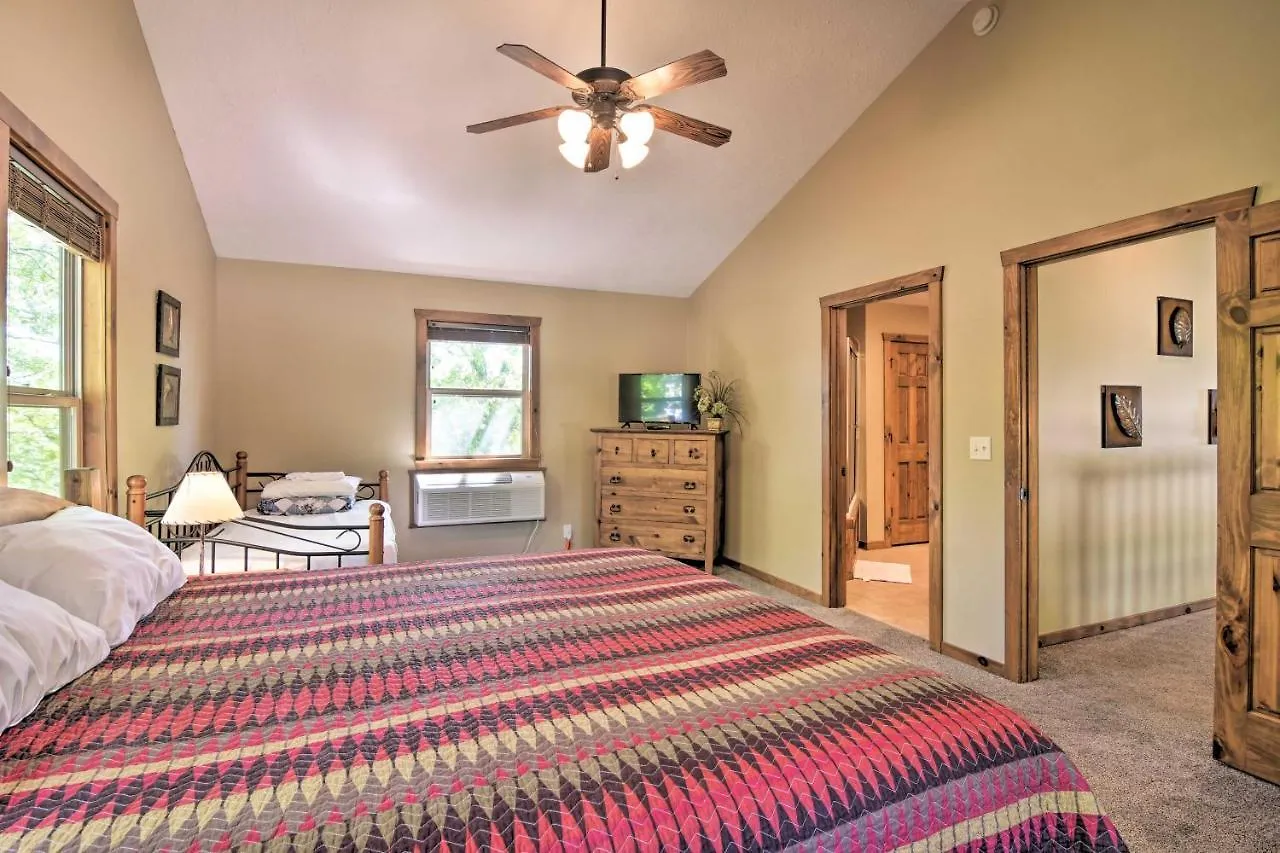 Casa vacanze Refined Near Silver Dollar City! Branson